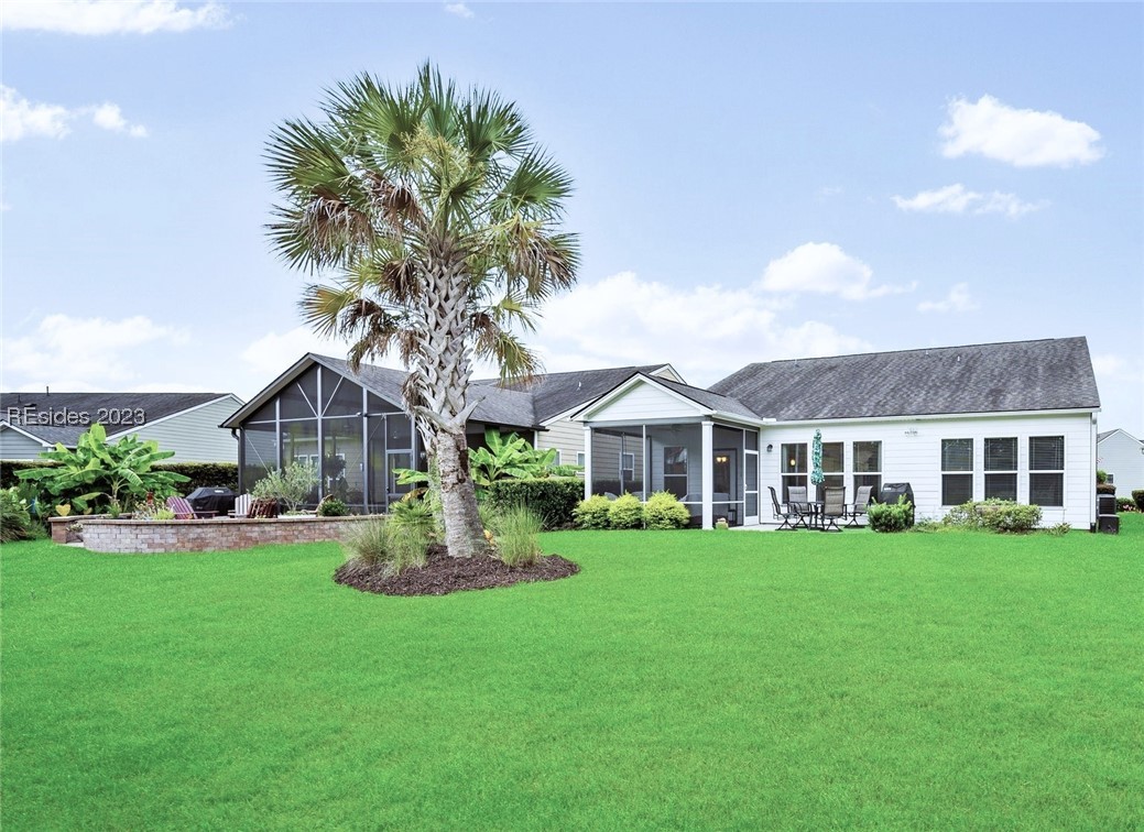 157 Canterbury Court