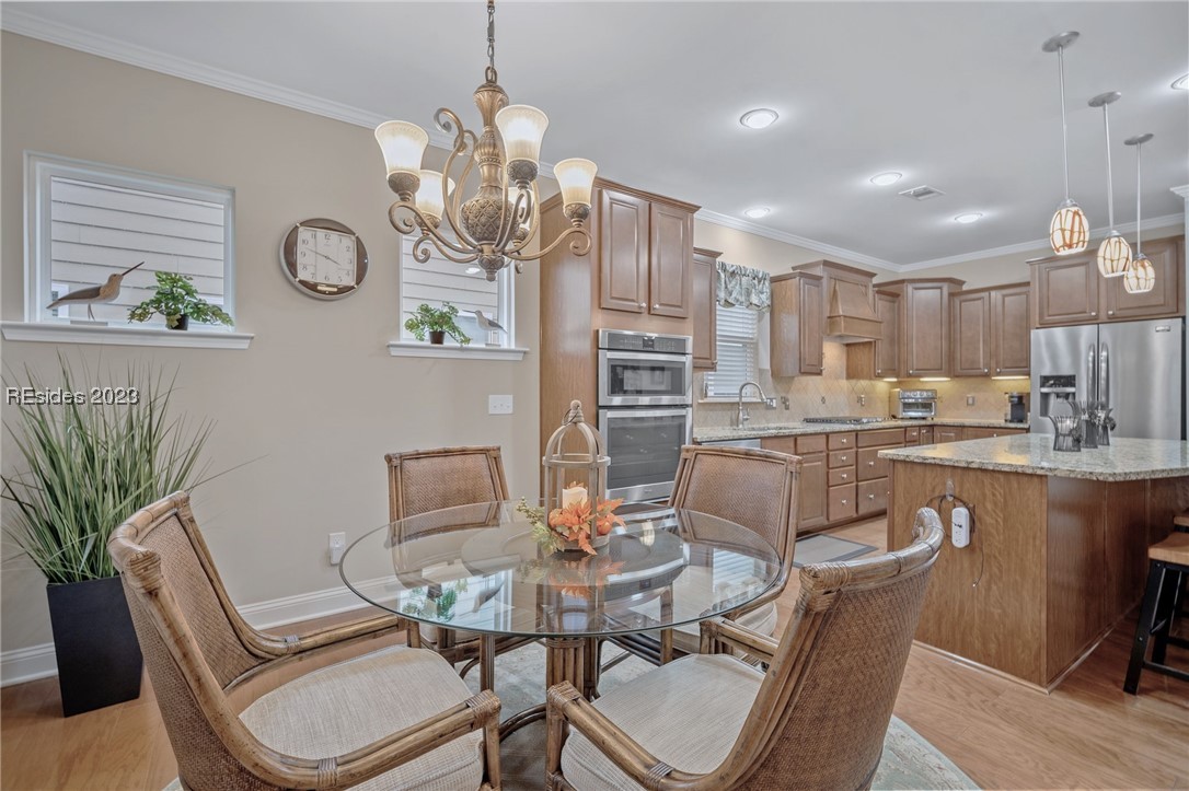 157 Canterbury Court