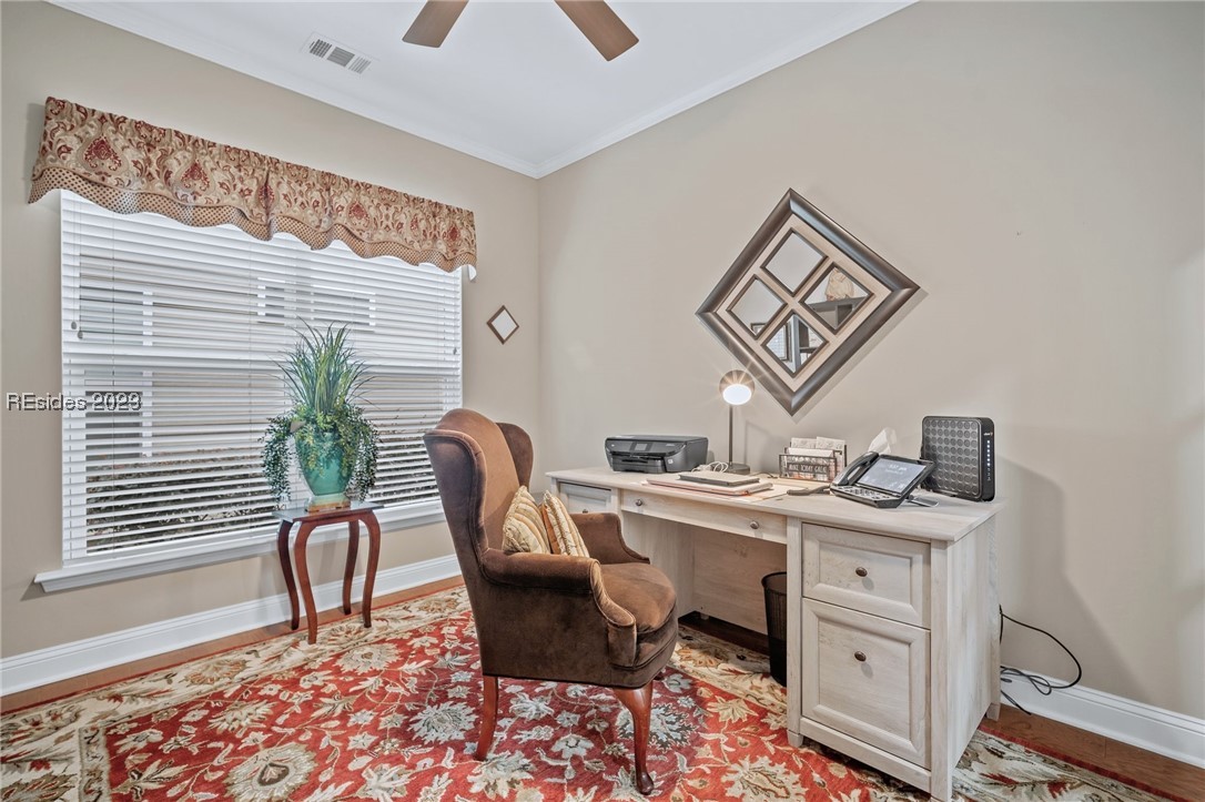 157 Canterbury Court