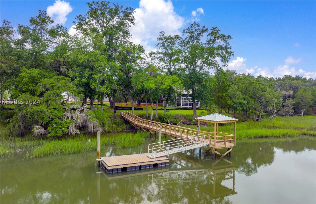 214 Malind Bluff Drive