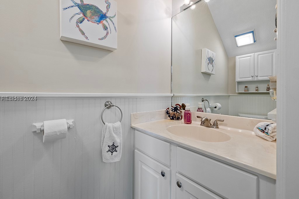 19 Lemoyne Avenue Unit: 8