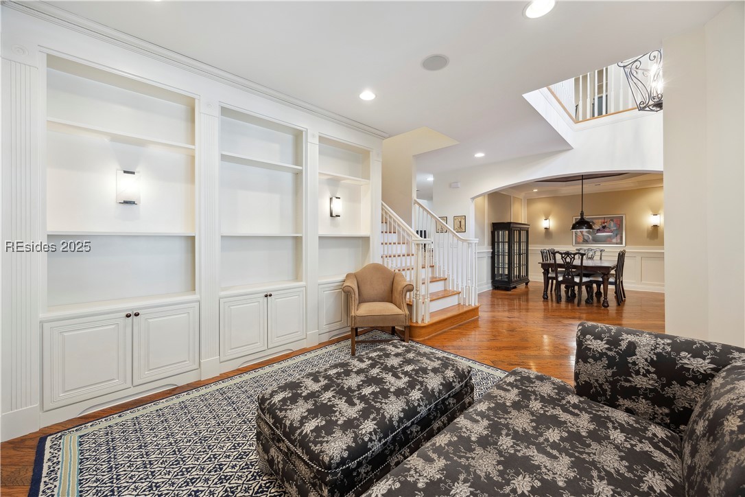 19 Sedgewick Avenue