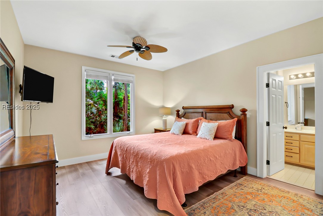2 Cottage Court