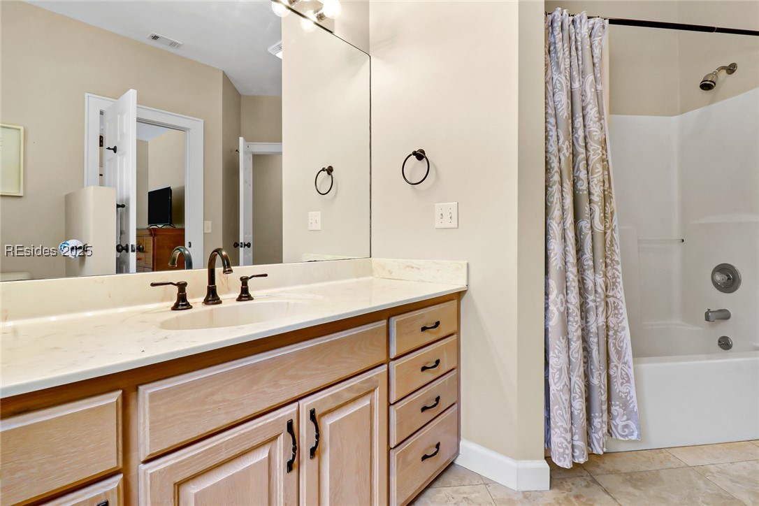 2 Cottage Court