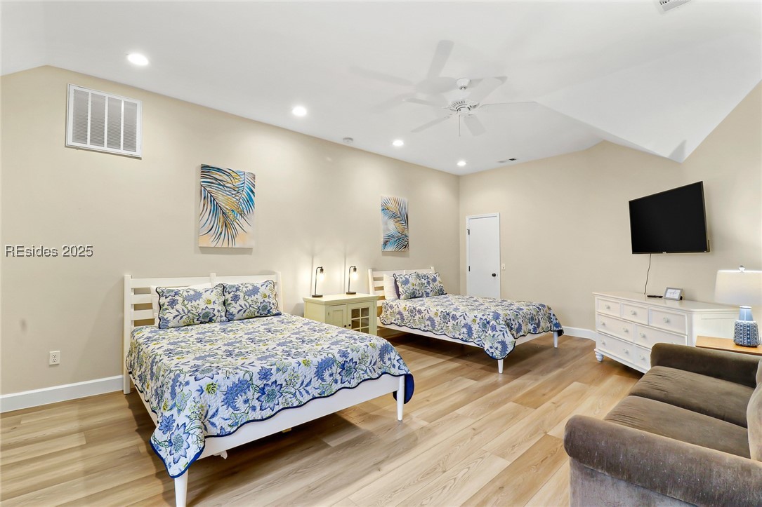 2 Cottage Court