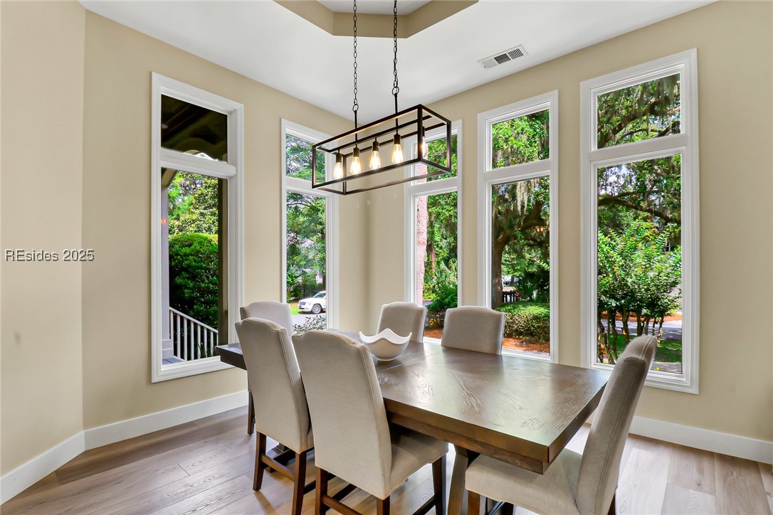 2 Cottage Court