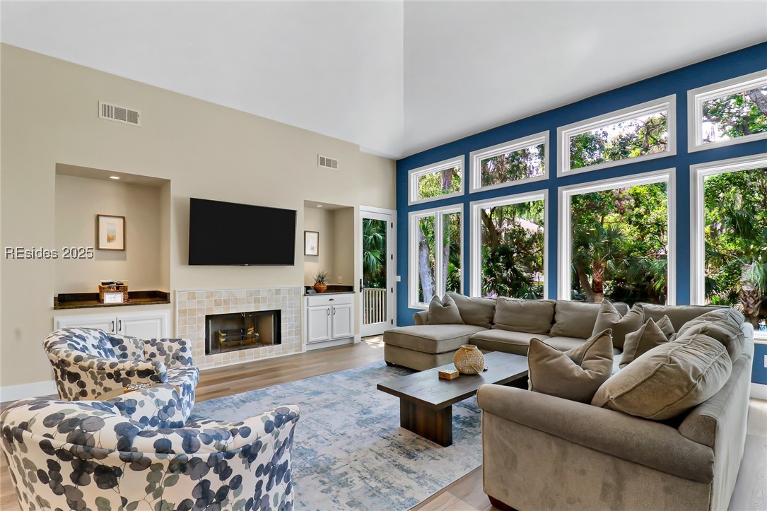 2 Cottage Court