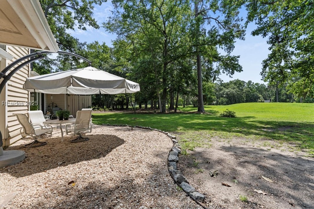 69 White Oaks Circle