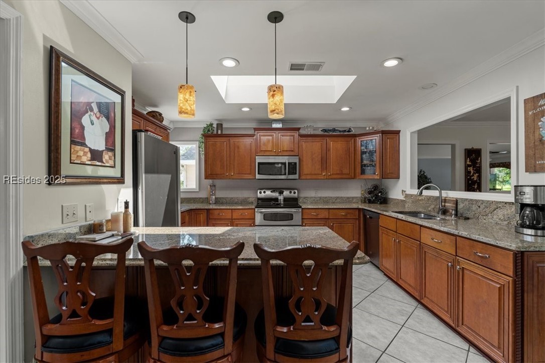 69 White Oaks Circle