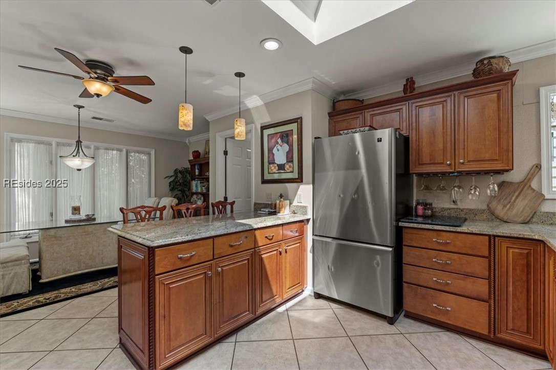 69 White Oaks Circle