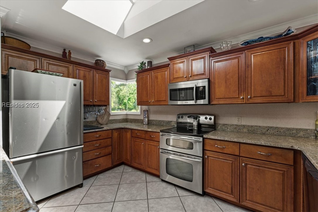 69 White Oaks Circle