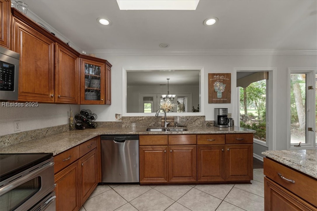 69 White Oaks Circle