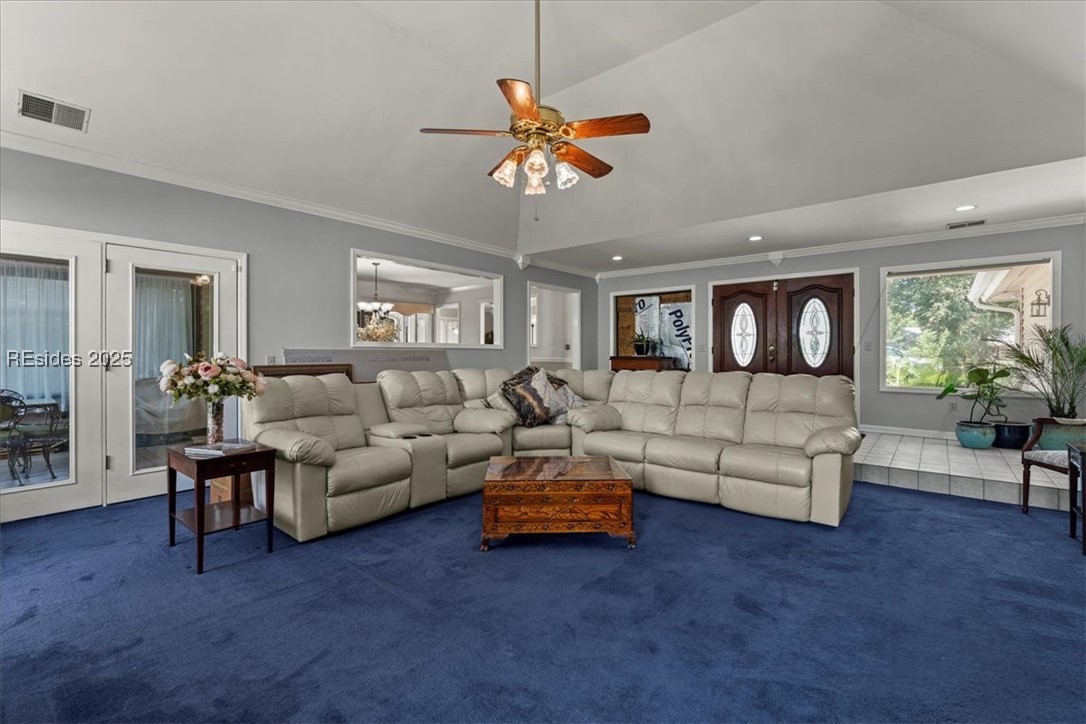 69 White Oaks Circle