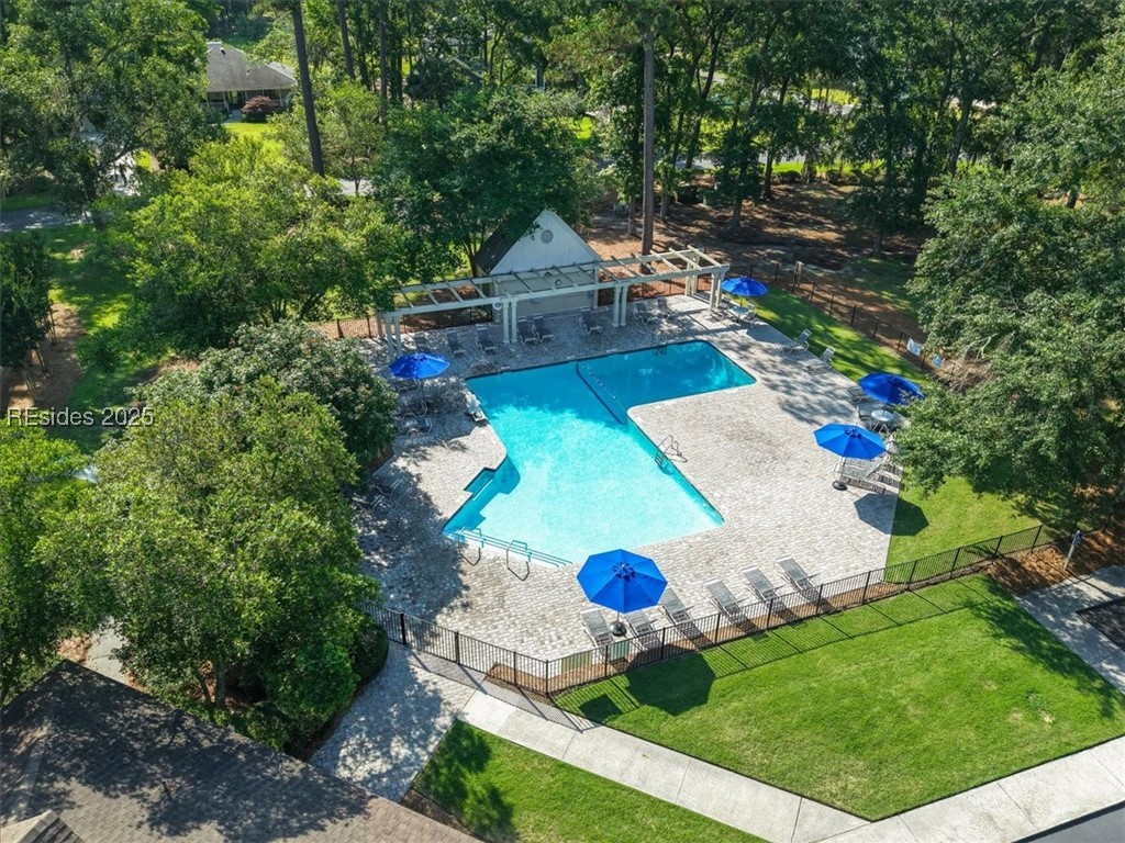 69 White Oaks Circle