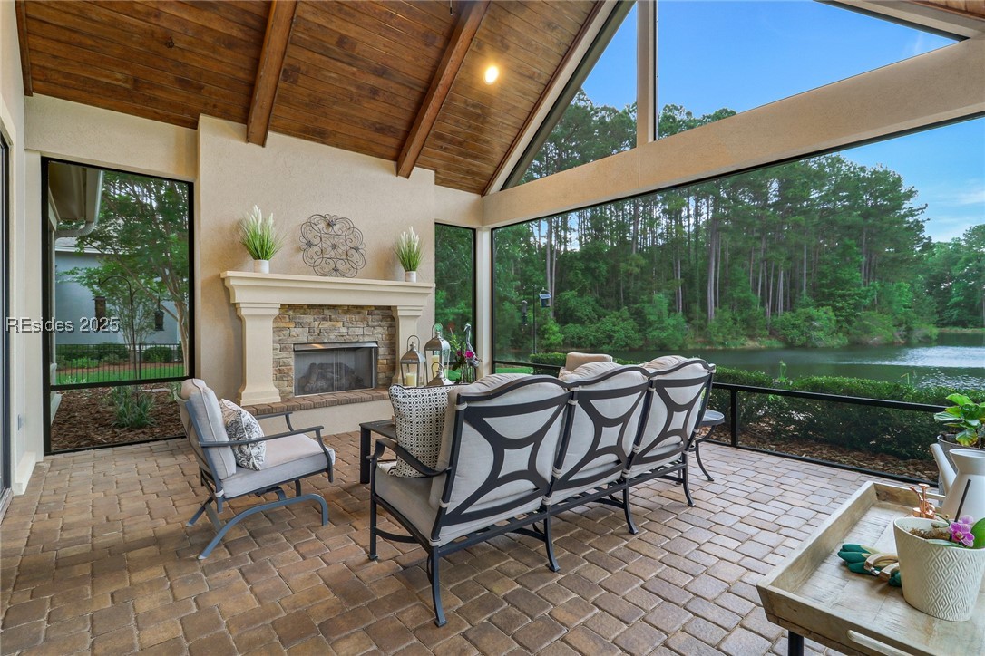 472 Hampton Lake Drive