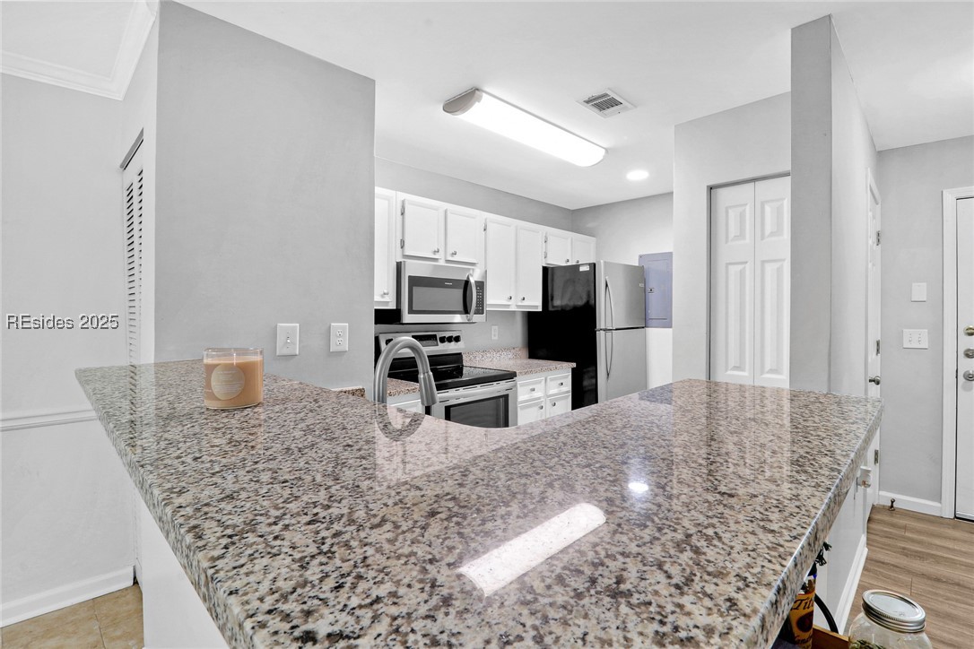 50 Pebble Beach Cove Unit: J116