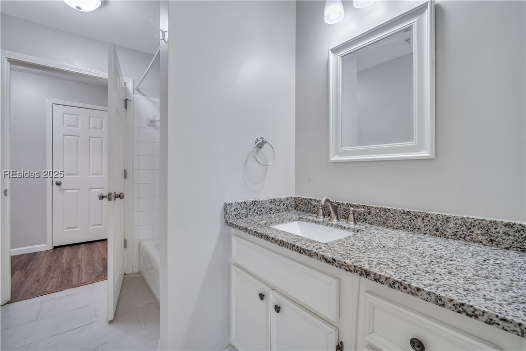 50 Pebble Beach Cove Unit: J116