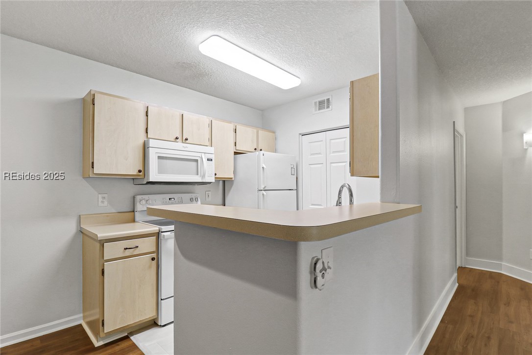 897 Fording Island Road Unit: 1004