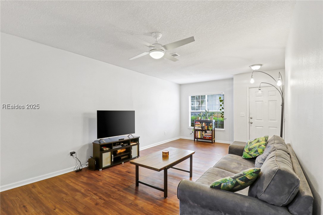 897 Fording Island Road Unit: 1004