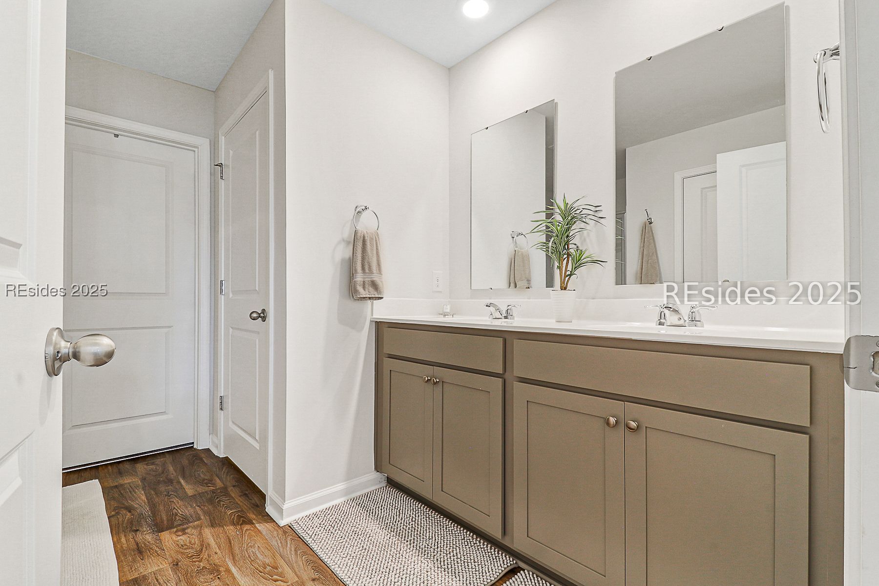 5 Cedar View Circle