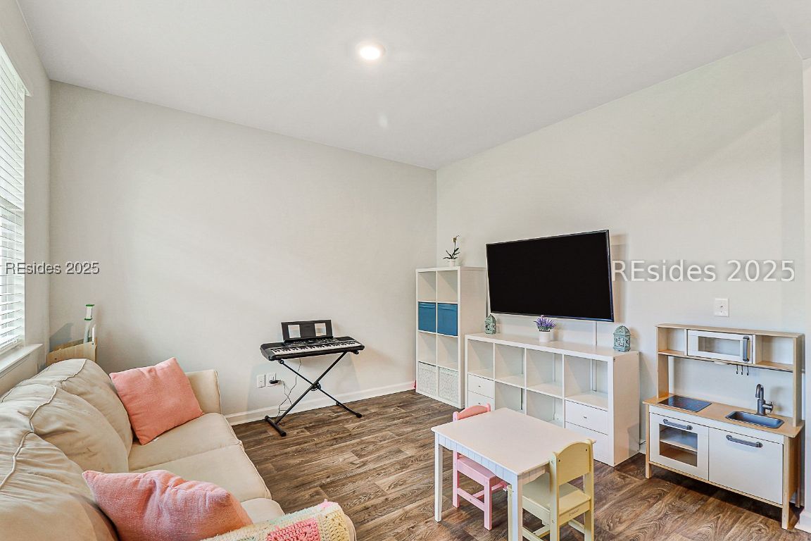 5 Cedar View Circle