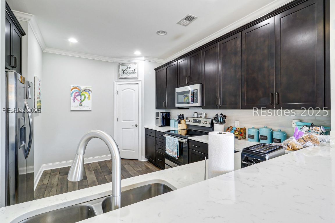 45 Hammock Oaks Circle