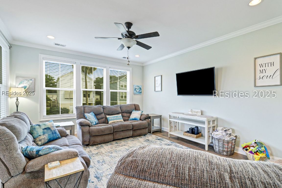 45 Hammock Oaks Circle