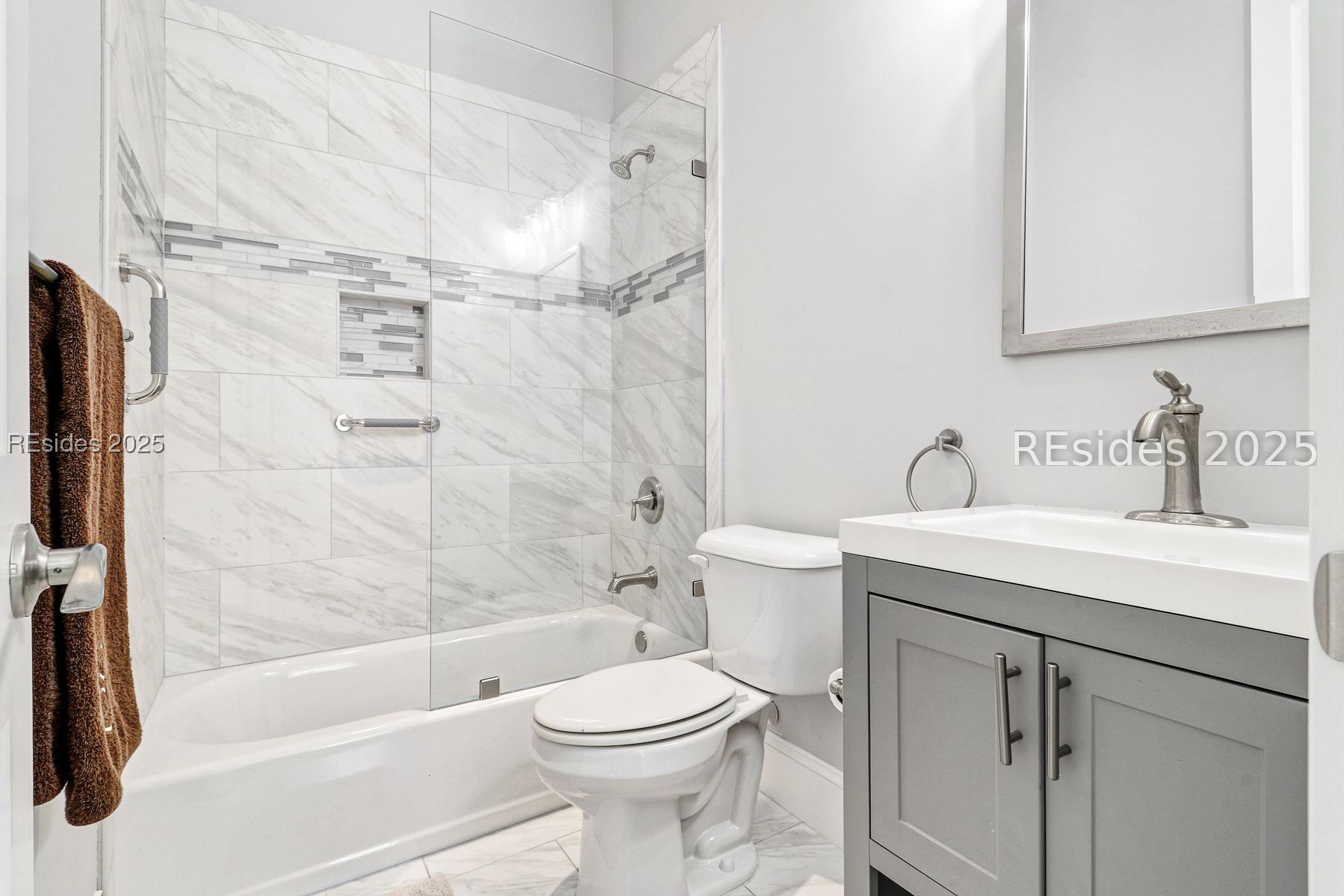 190 White Oaks Circle