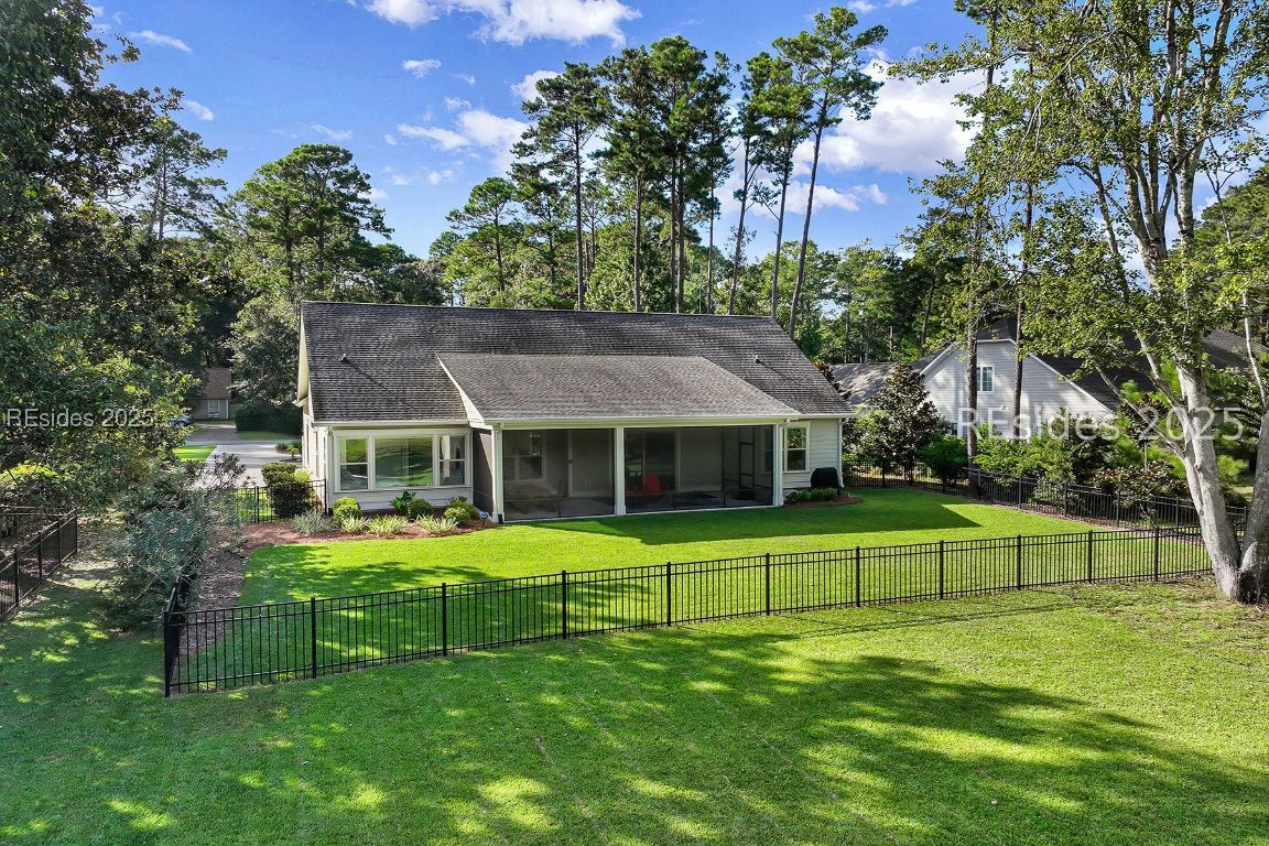 190 White Oaks Circle