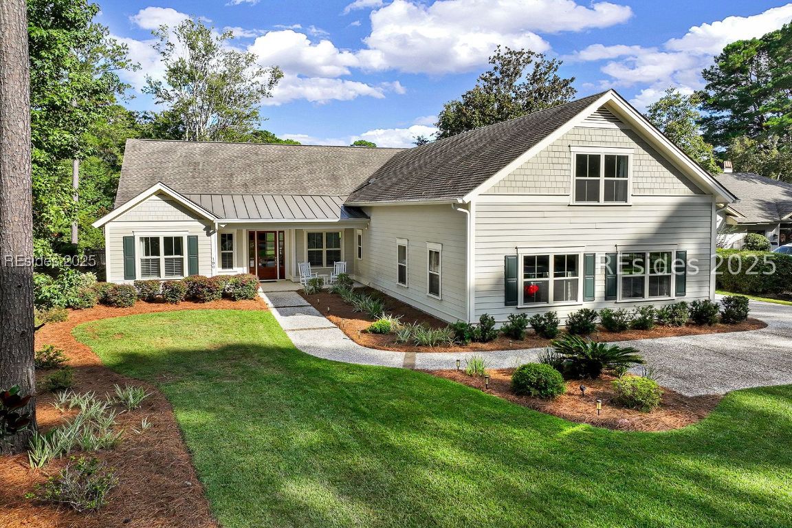 190 White Oaks Circle