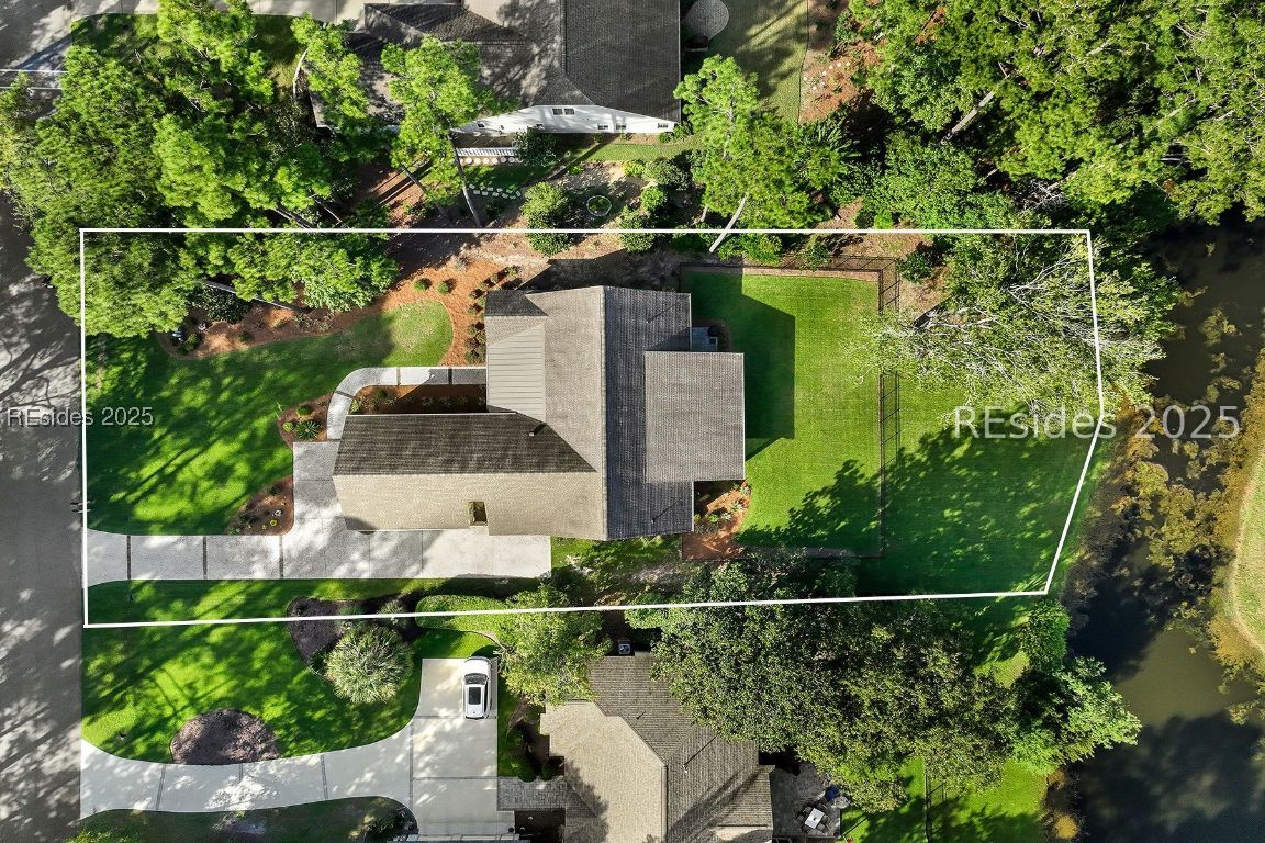 190 White Oaks Circle