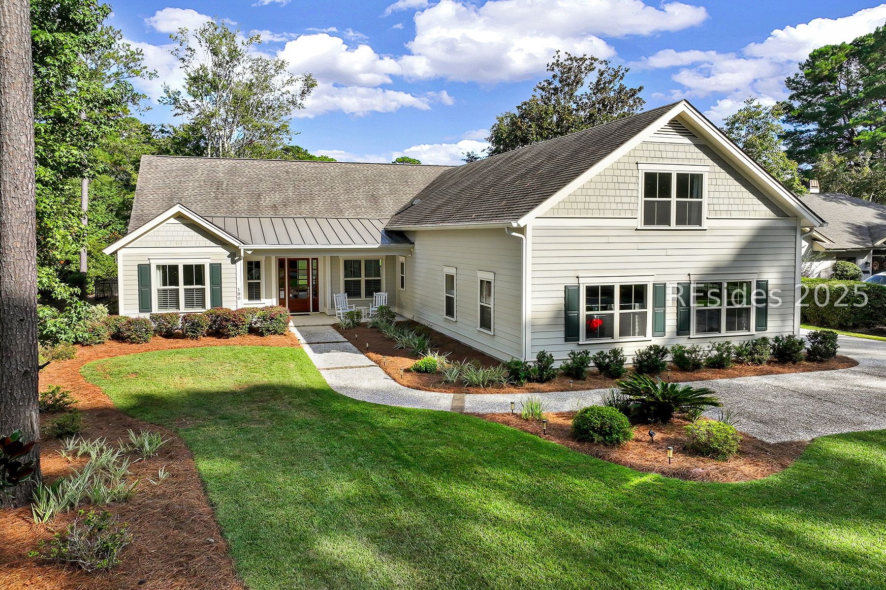 190 White Oaks Circle