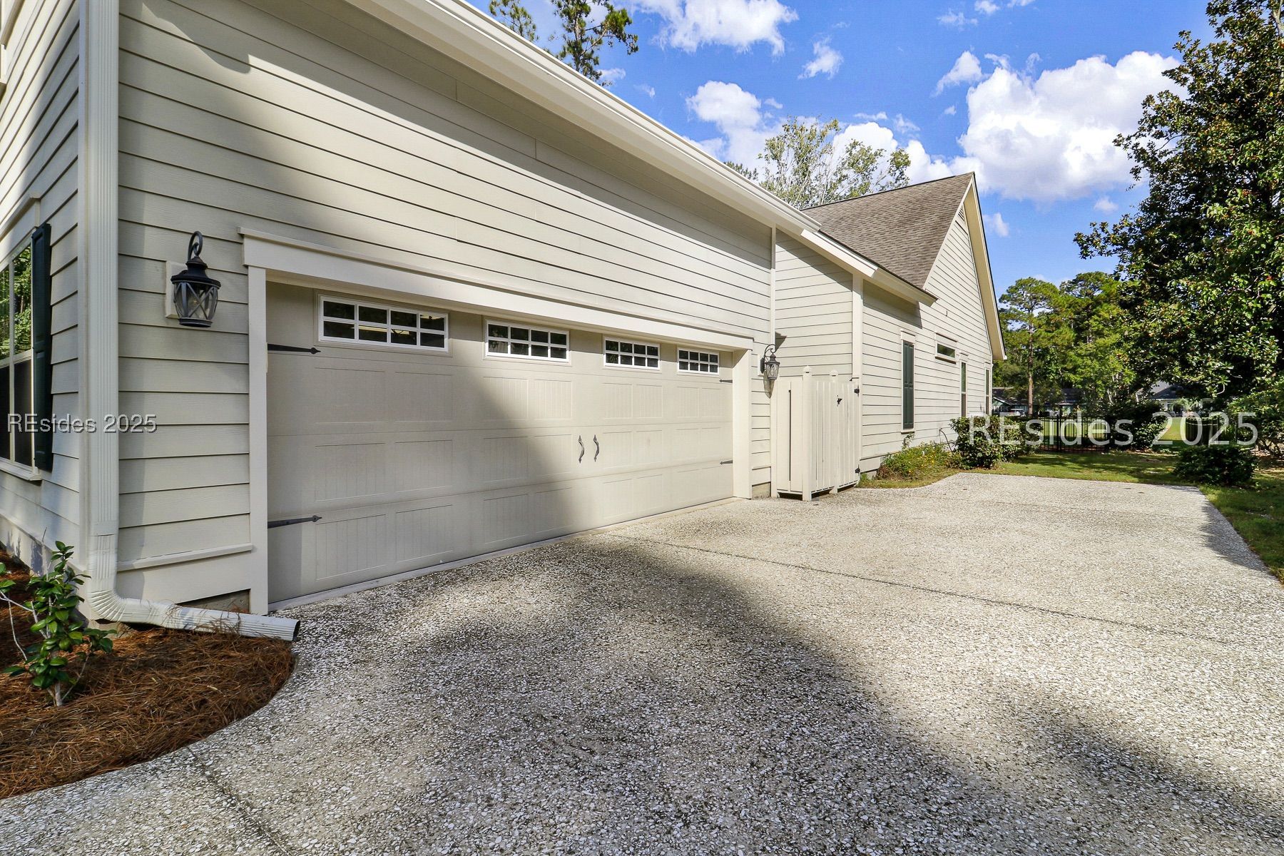 190 White Oaks Circle