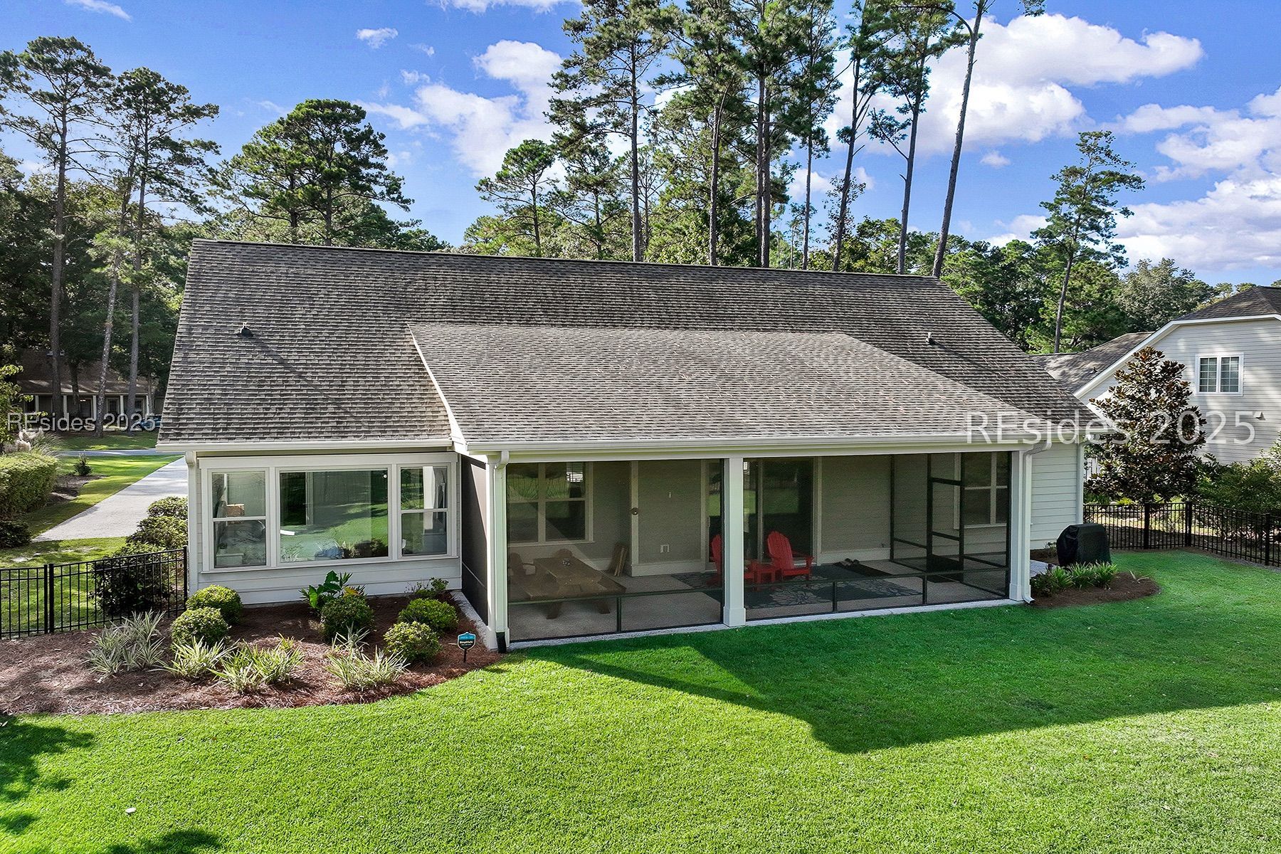 190 White Oaks Circle