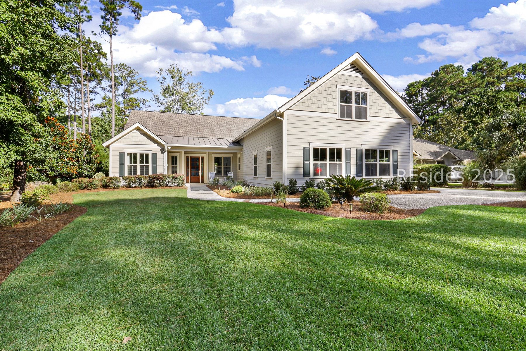 190 White Oaks Circle