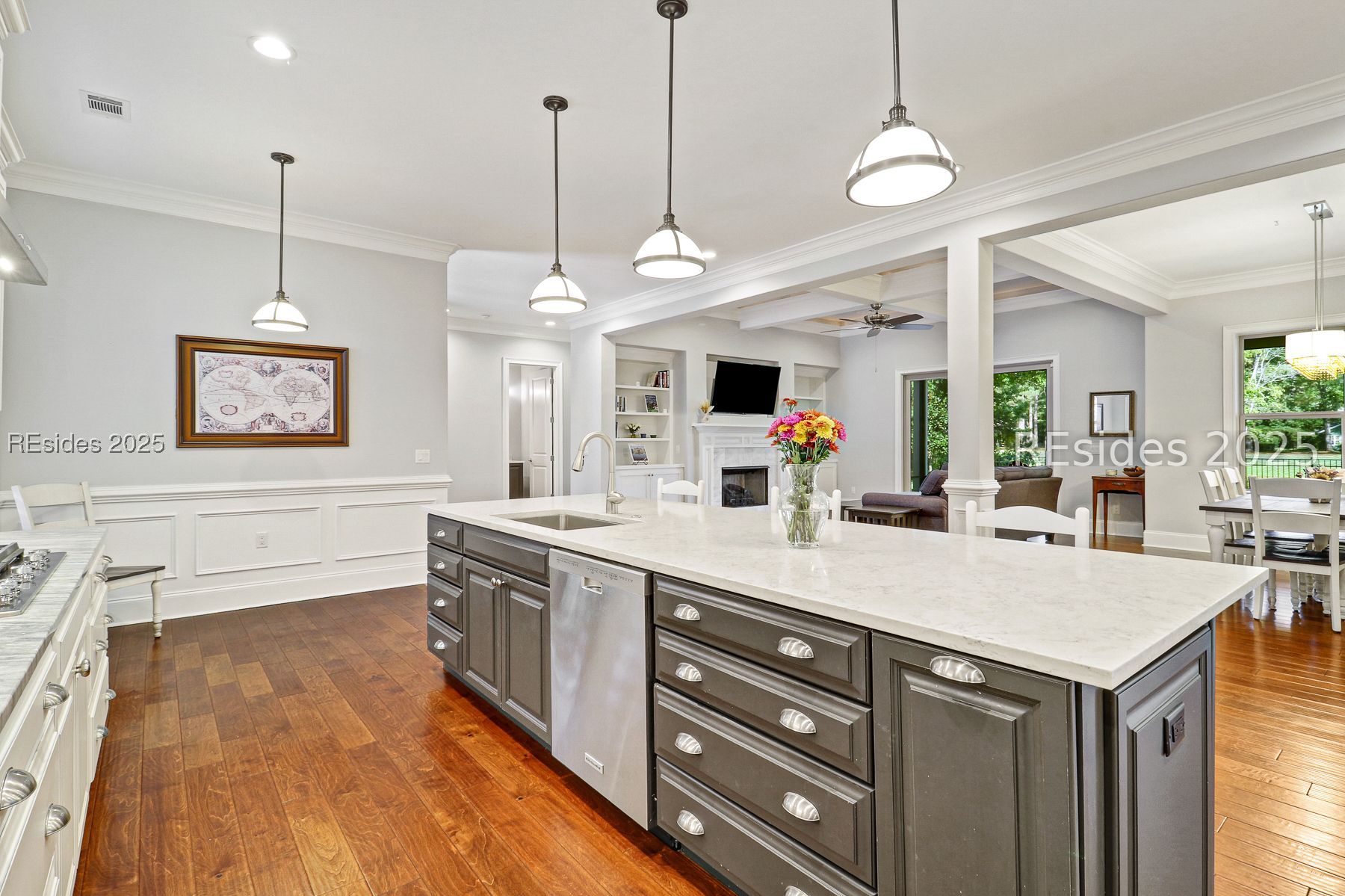 190 White Oaks Circle