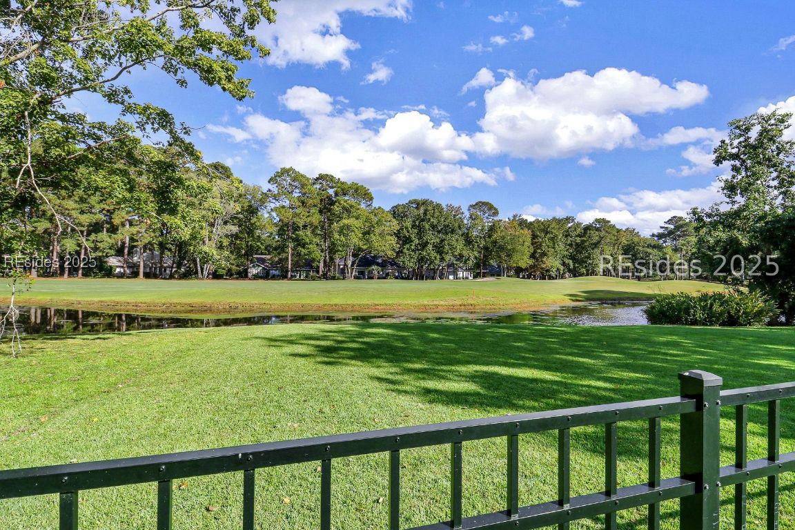 190 White Oaks Circle