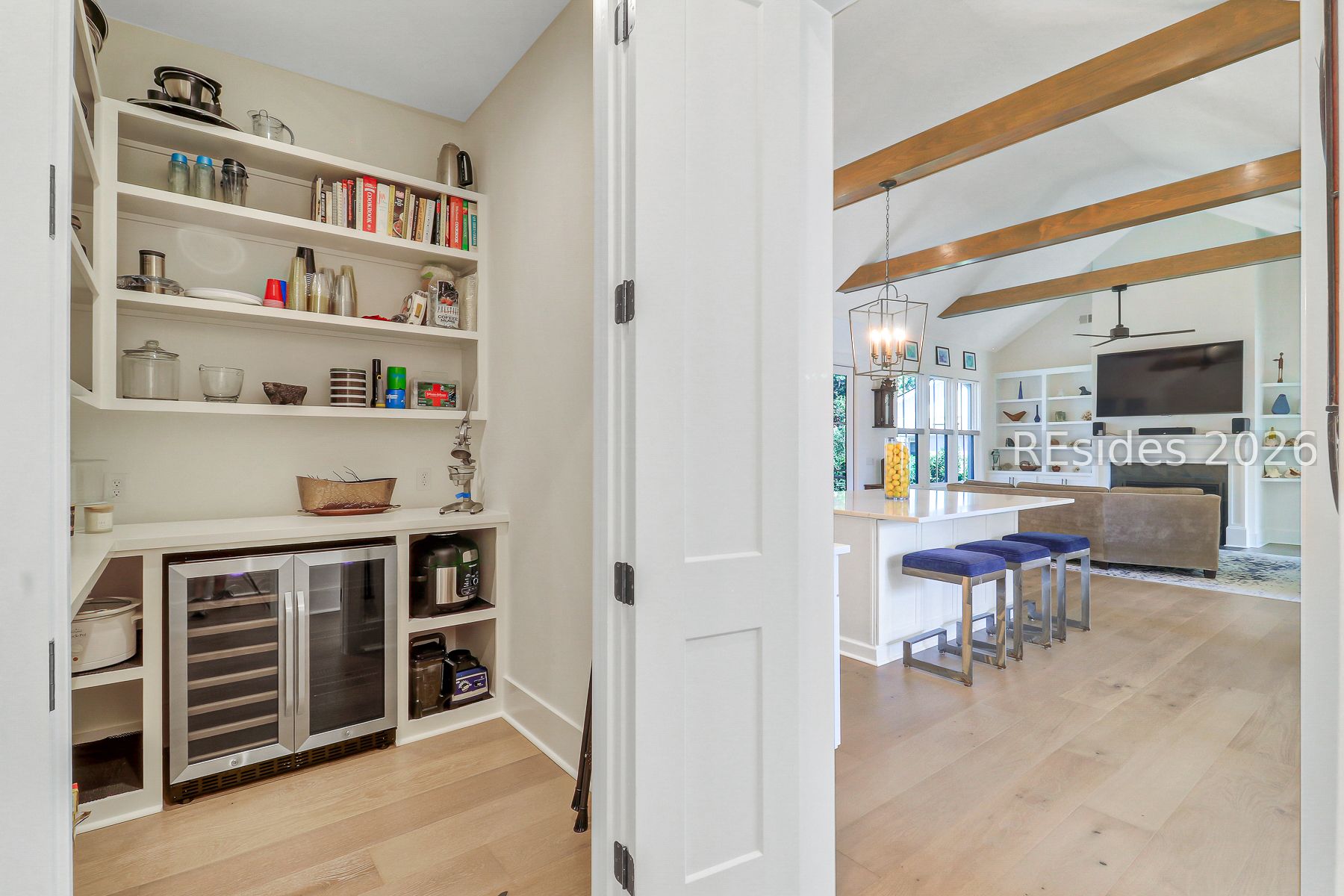 61 Winding Oak Drive