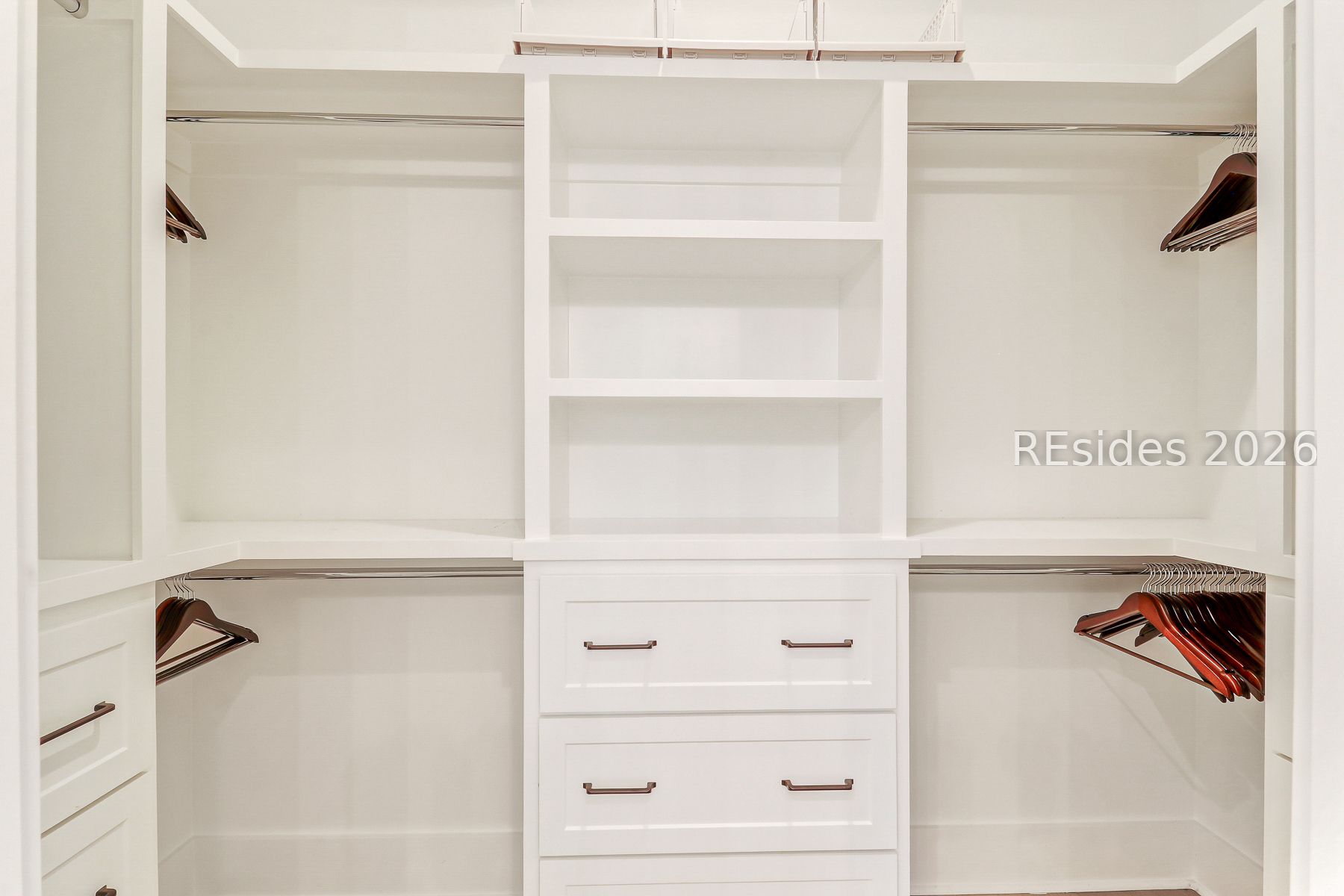 61 Winding Oak Drive