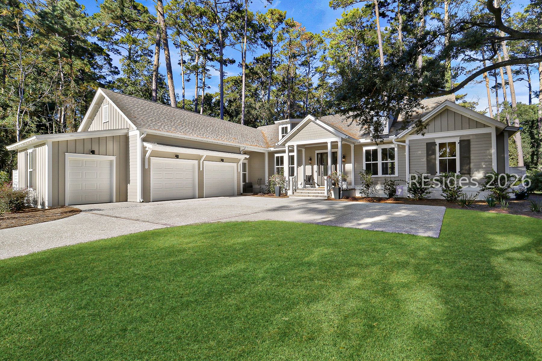 61 Winding Oak Drive