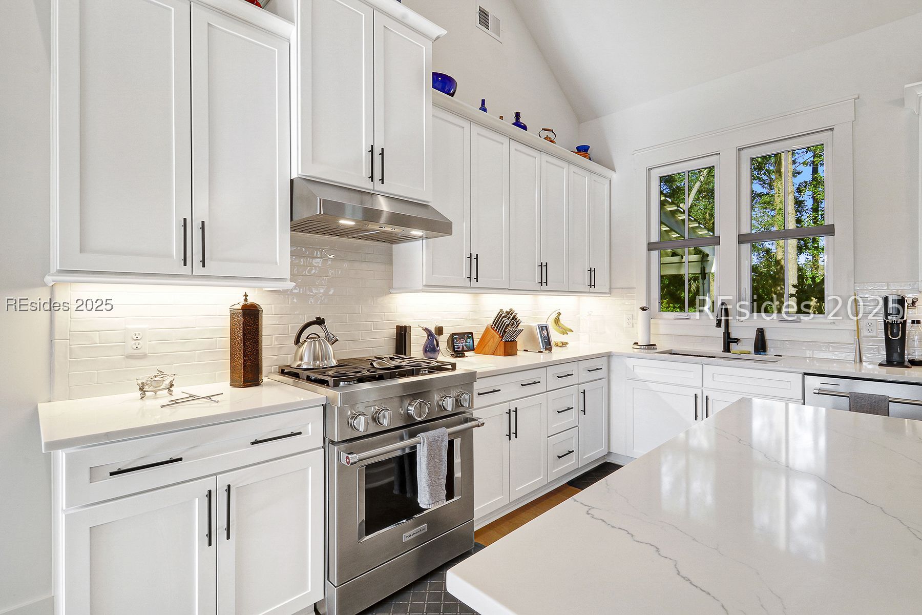 61 Winding Oak Drive