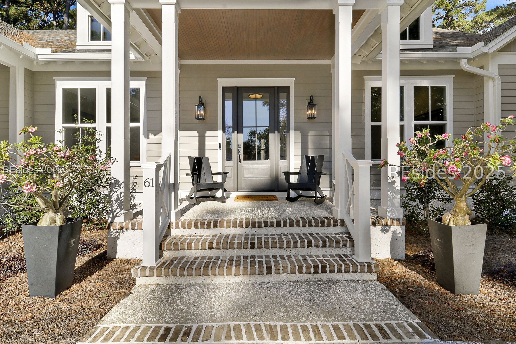 61 Winding Oak Drive