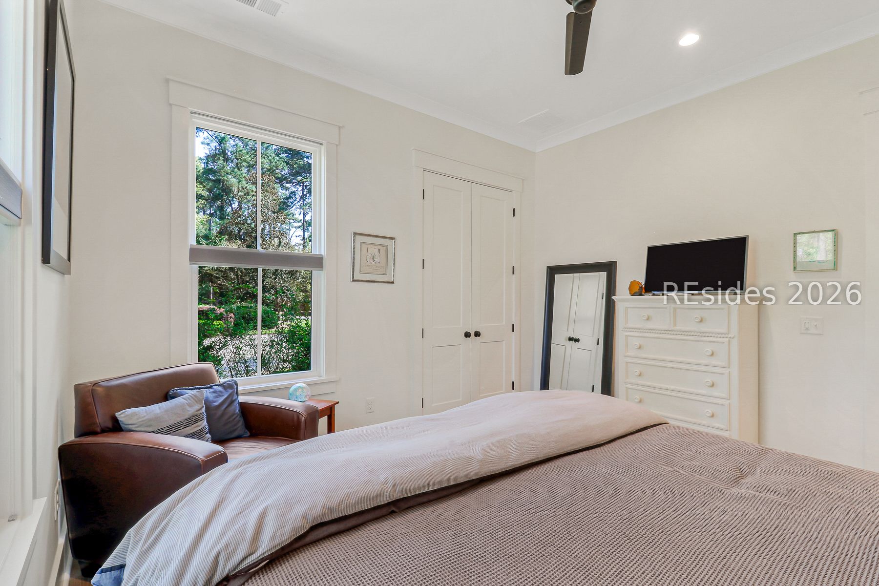 61 Winding Oak Drive