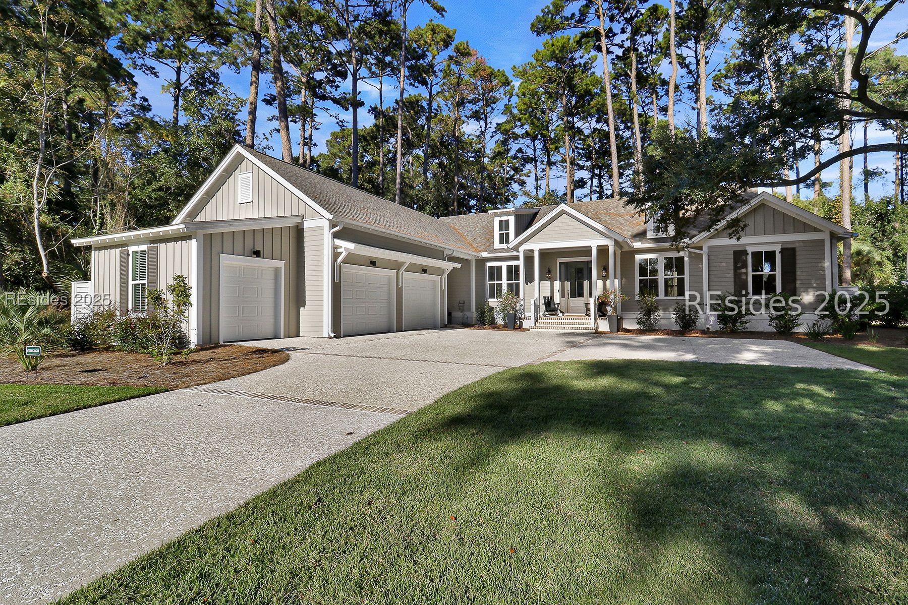 61 Winding Oak Drive