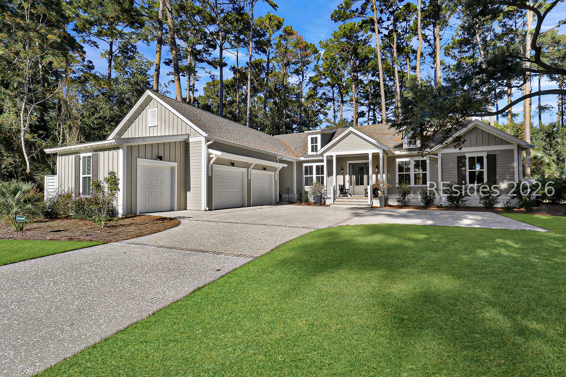 61 Winding Oak Drive