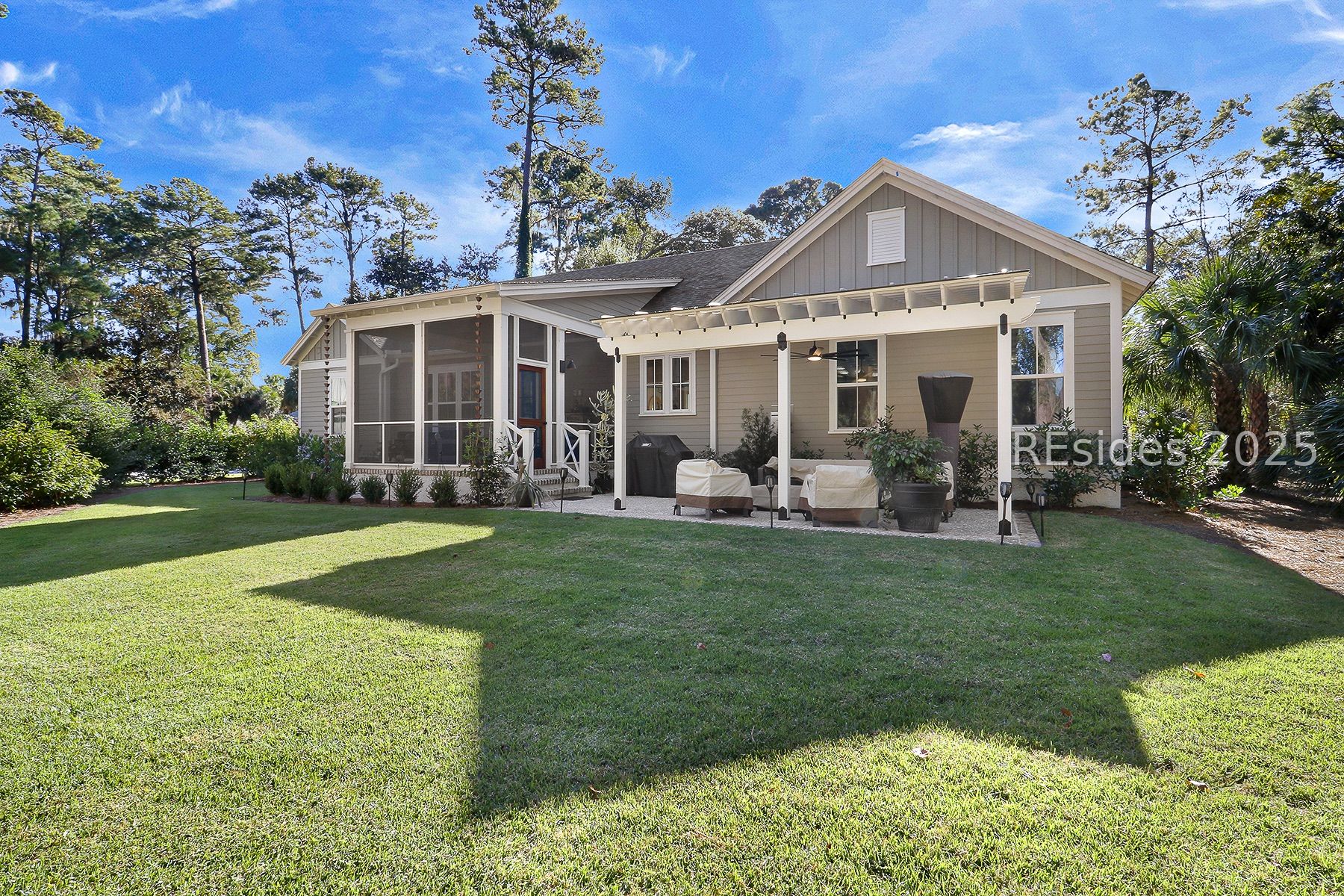 61 Winding Oak Drive