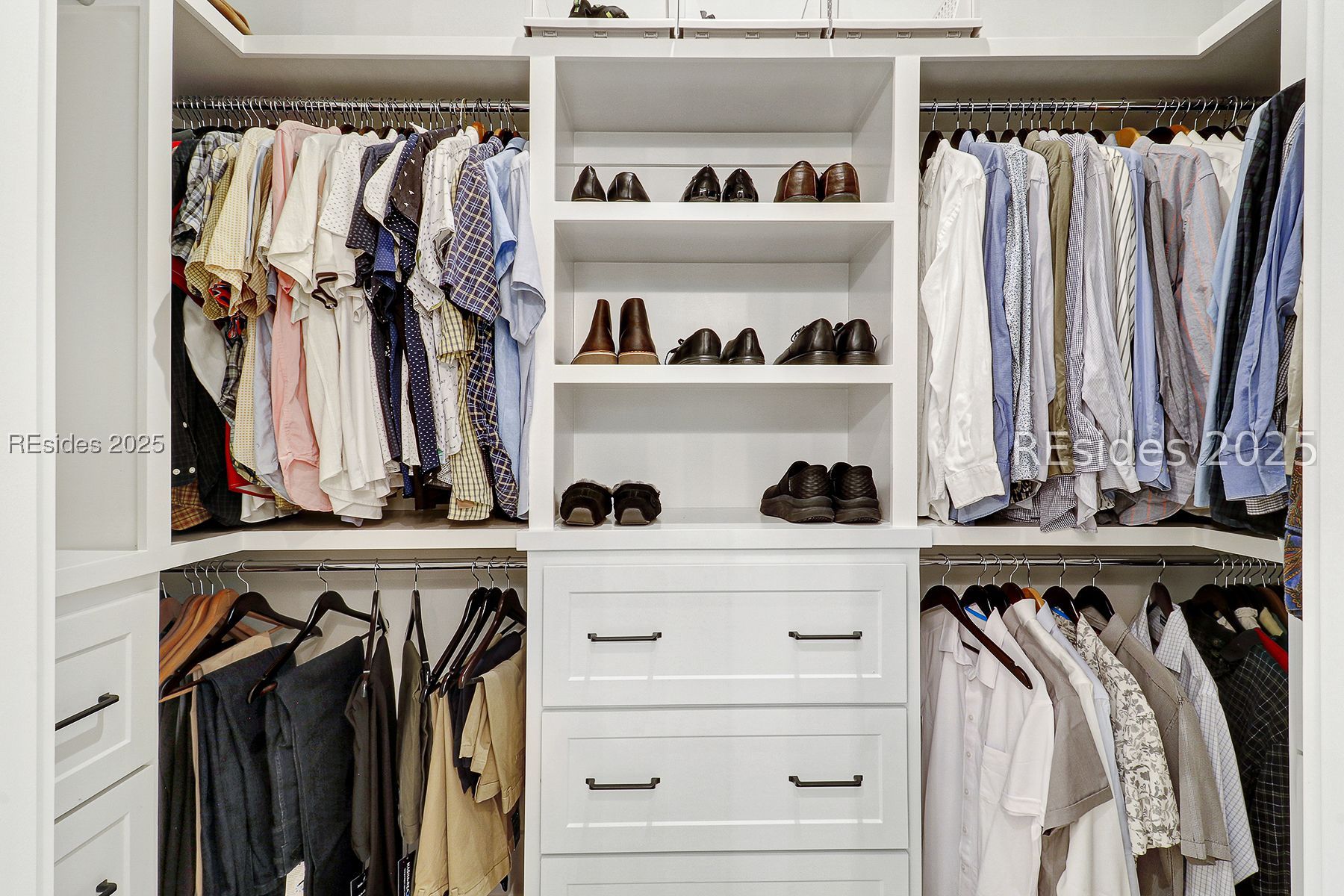 61 Winding Oak Drive