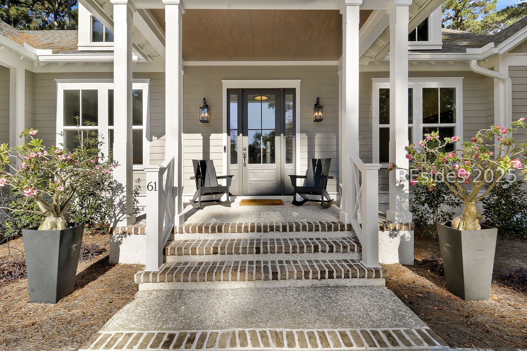 61 Winding Oak Drive