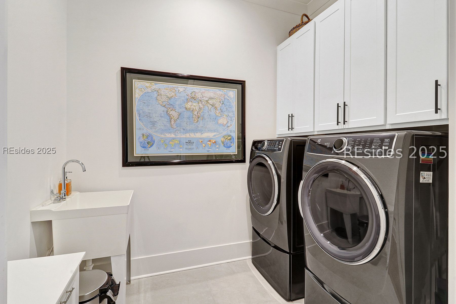 61 Winding Oak Drive