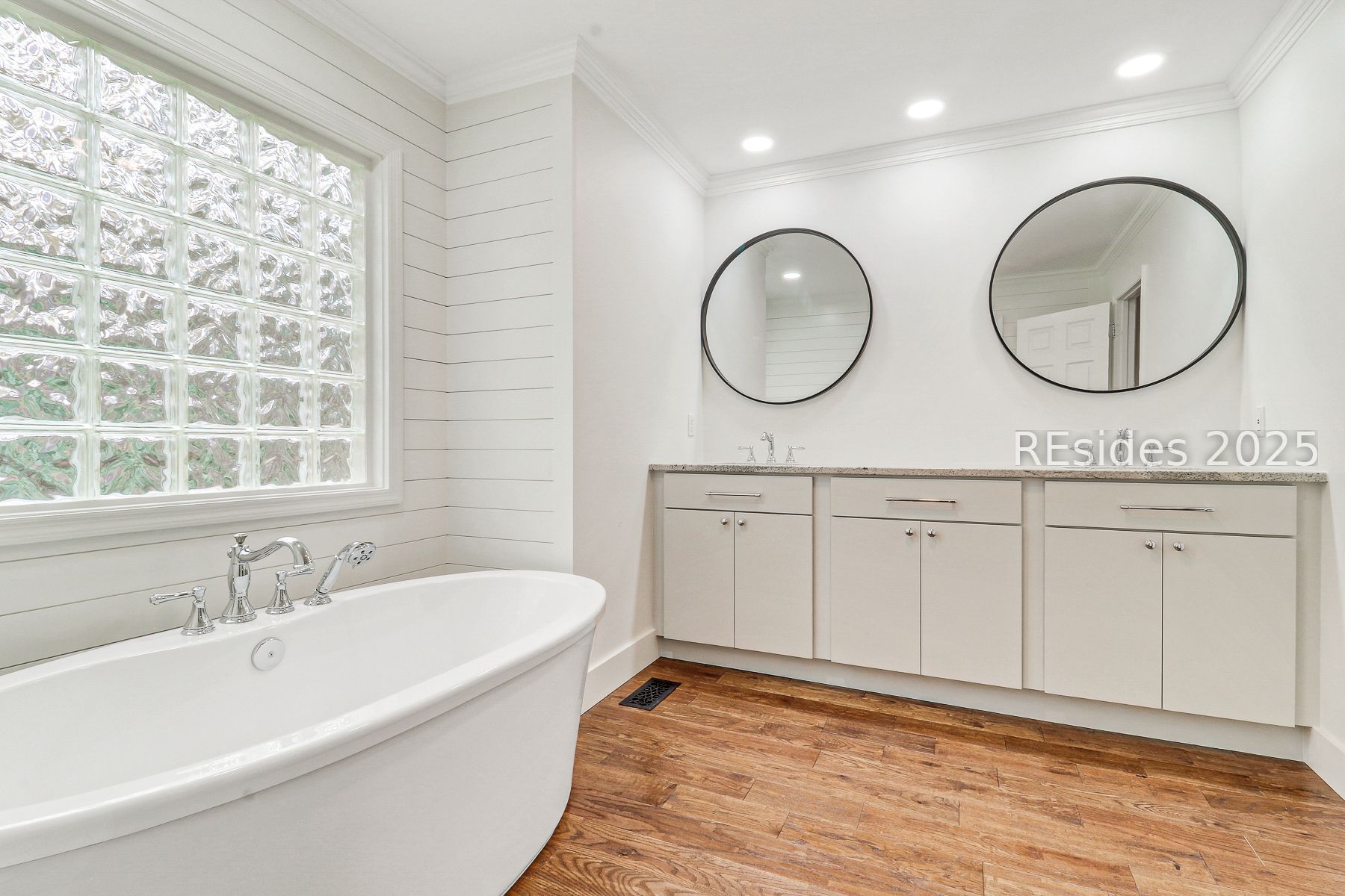 18 Belfair Point Drive